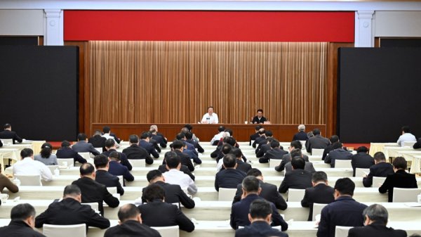 多得网 坚决打好攻坚战，更好造福于民！陈吉宁深入居民区调研党建引领物业治理
