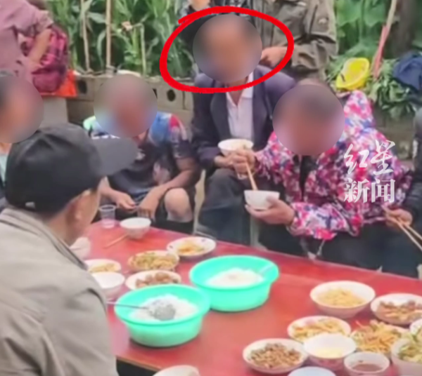 洪萨速配 女子遭杀害被抛尸于石缝，凶手热心组织搜山，多次到被害人家吃饭